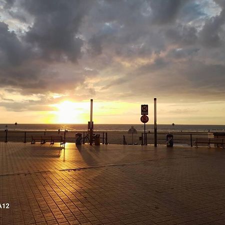 Suite Kursaal Met Zeezicht Ostenda Esterno foto